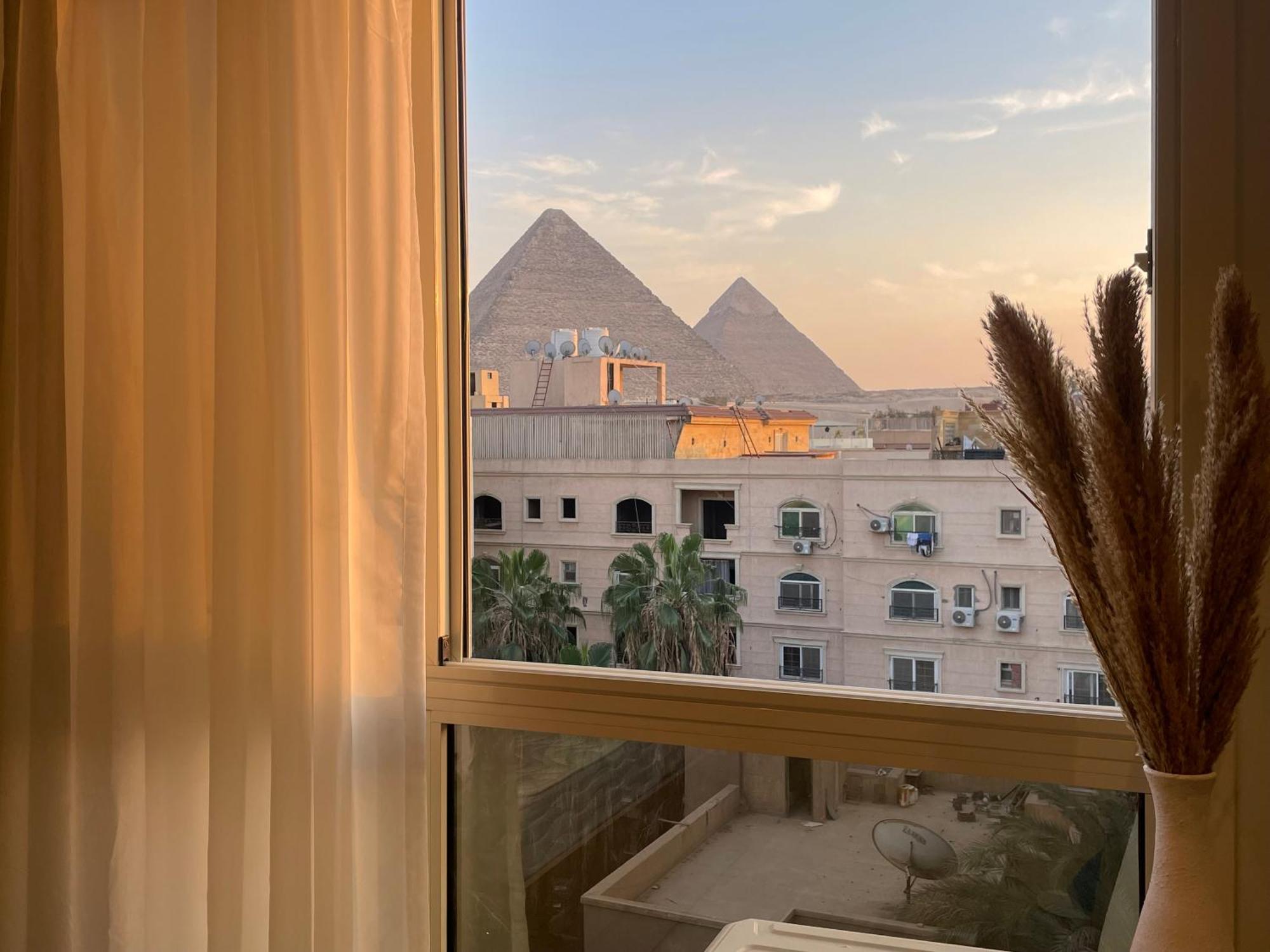 Diyar Pyramids Inn Kafrat al Jabal Exterior photo